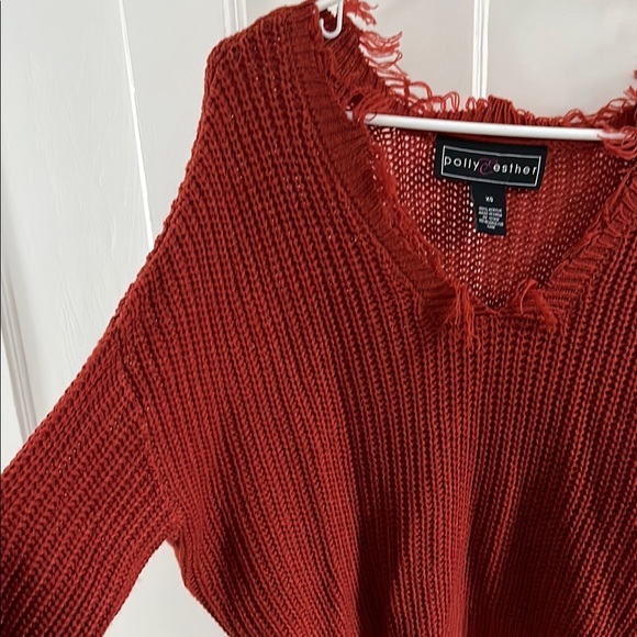 Distressed sweater - Picture 4 of 5